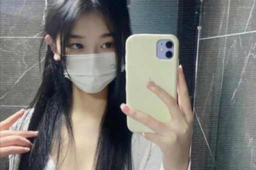 LPL深夜大事件！Jiejie恋情被曝光女友身份特殊大量选手吃瓜